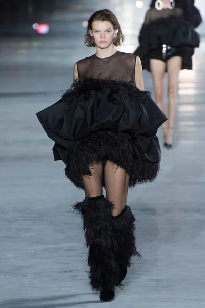 Look 54
